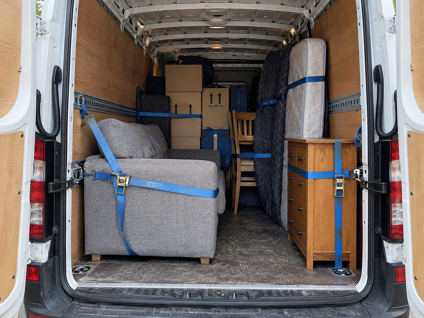 Same-Day Courier Service